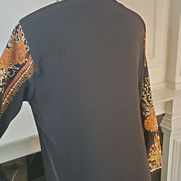 VINTAGE EMBROIDED MAXI CAFTAN - Picture 9 of 11